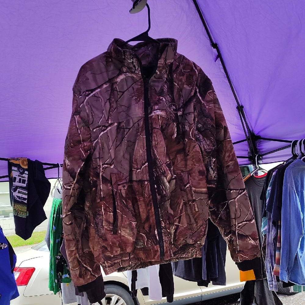 Realtree Camouflage Outdoor Jacket